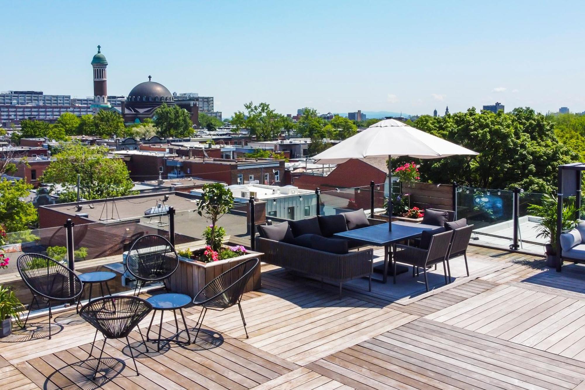 Parc Avenue Hostel มอนทรีอัล ภายนอก รูปภาพ